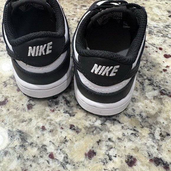 Nike Dunk Low (TDE) white/black 5c New in Box(No Lid) Stretch Laces - Picture 4 of 6